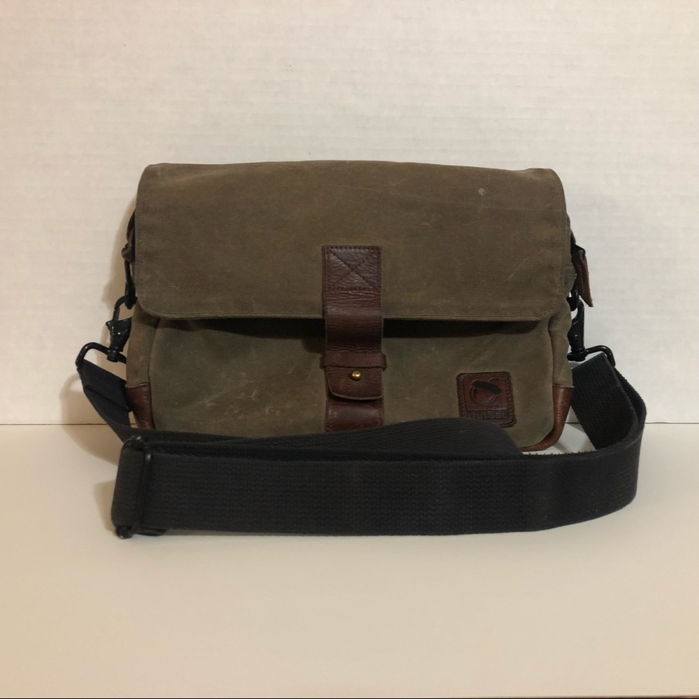 NUTSAC Satchel
